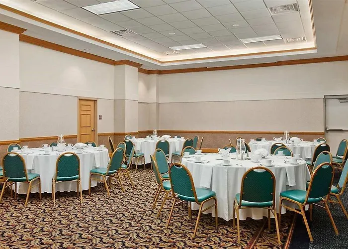Embassy Airport Convention 3* North Charleston