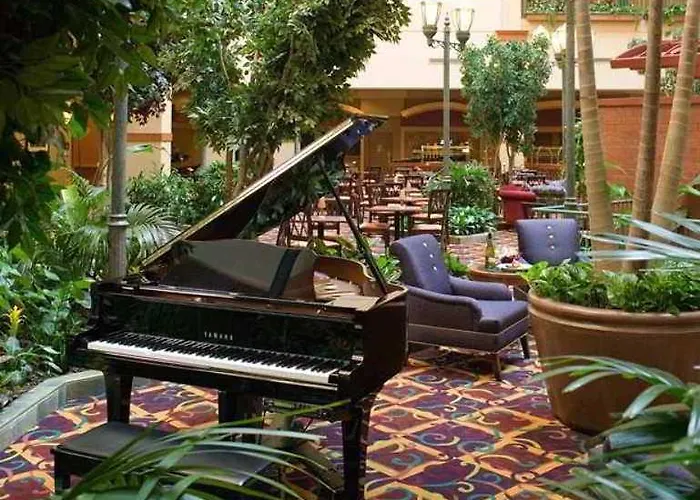 Hotel Embassy Airport Convention North Charleston