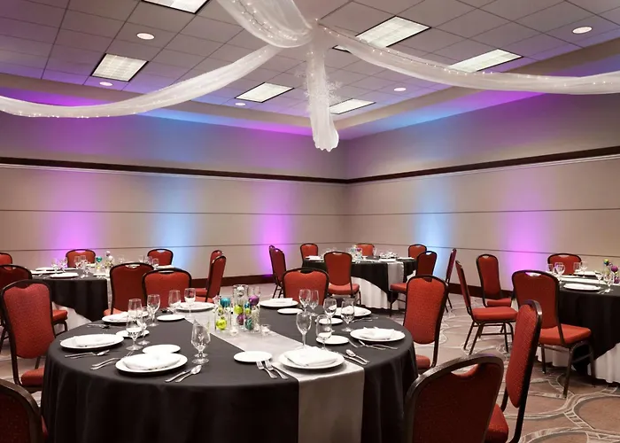 Embassy Airport Convention 3*